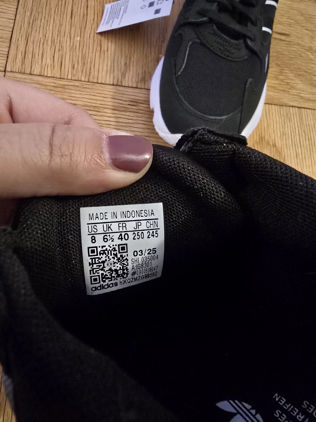 Adidas Yung-96 Chasm Black/White US 8 - photo 2