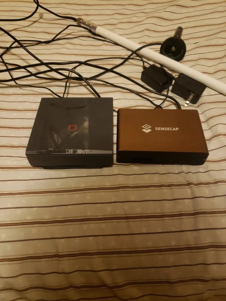 SenseCAP & Deeper Network Helium Miners