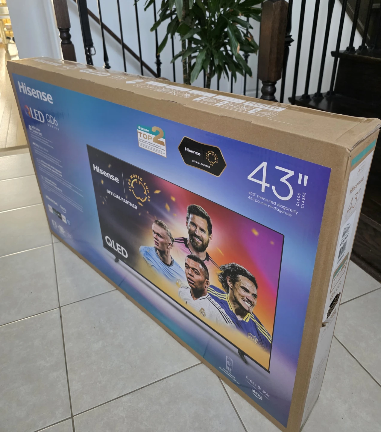 New Hisense 43" QLED QD6 Series TV