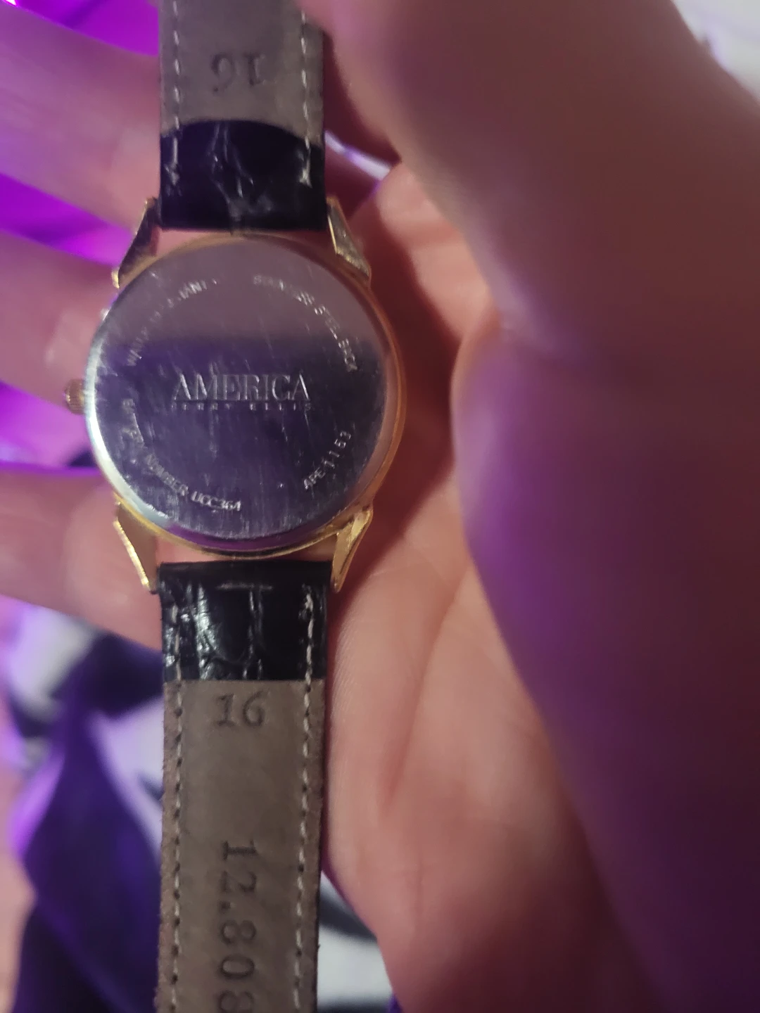 America Jenny Elite Gold Watch - photo 2