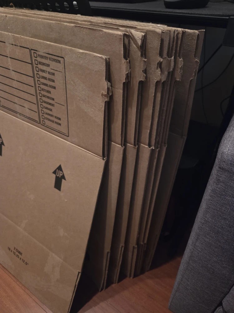 11 Big Size Moving Boxes - 2 & 4 Cube