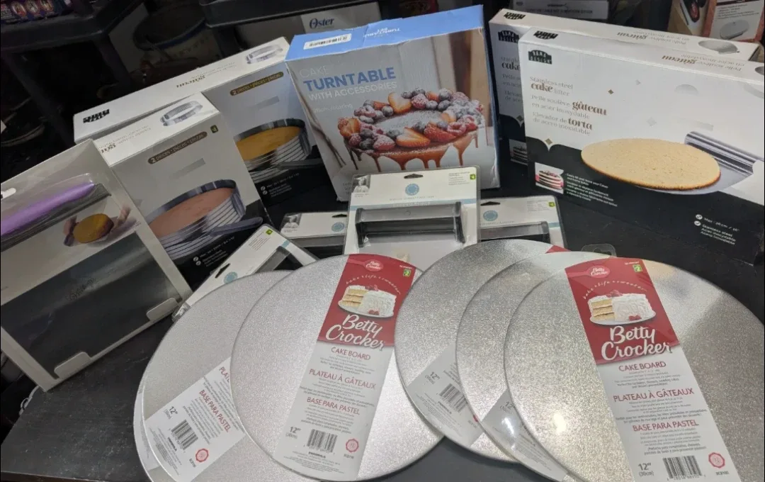 Cake Baking Supplies Bundle - BRAND NEW!