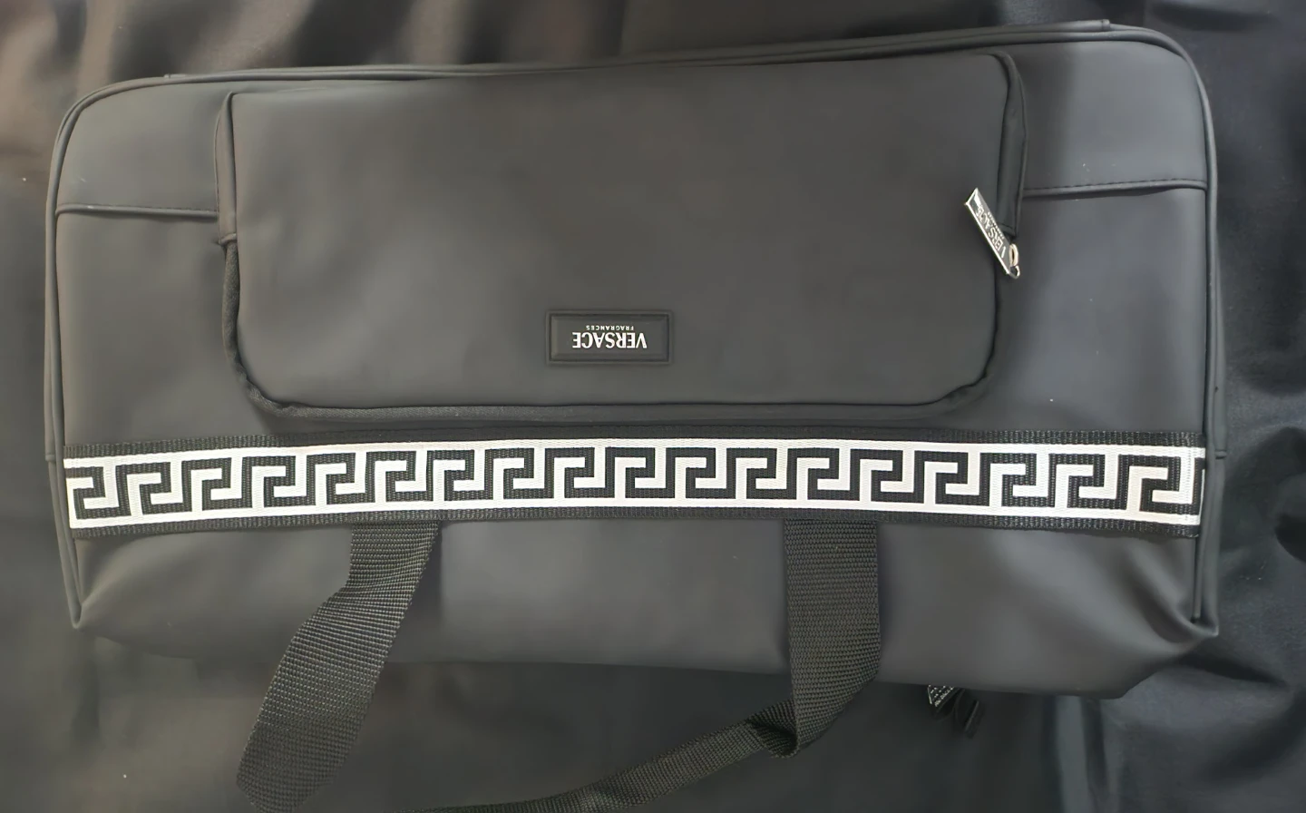 Versace Pour Homme 2-Piece Set: EDT & Weekender Bag - photo 4