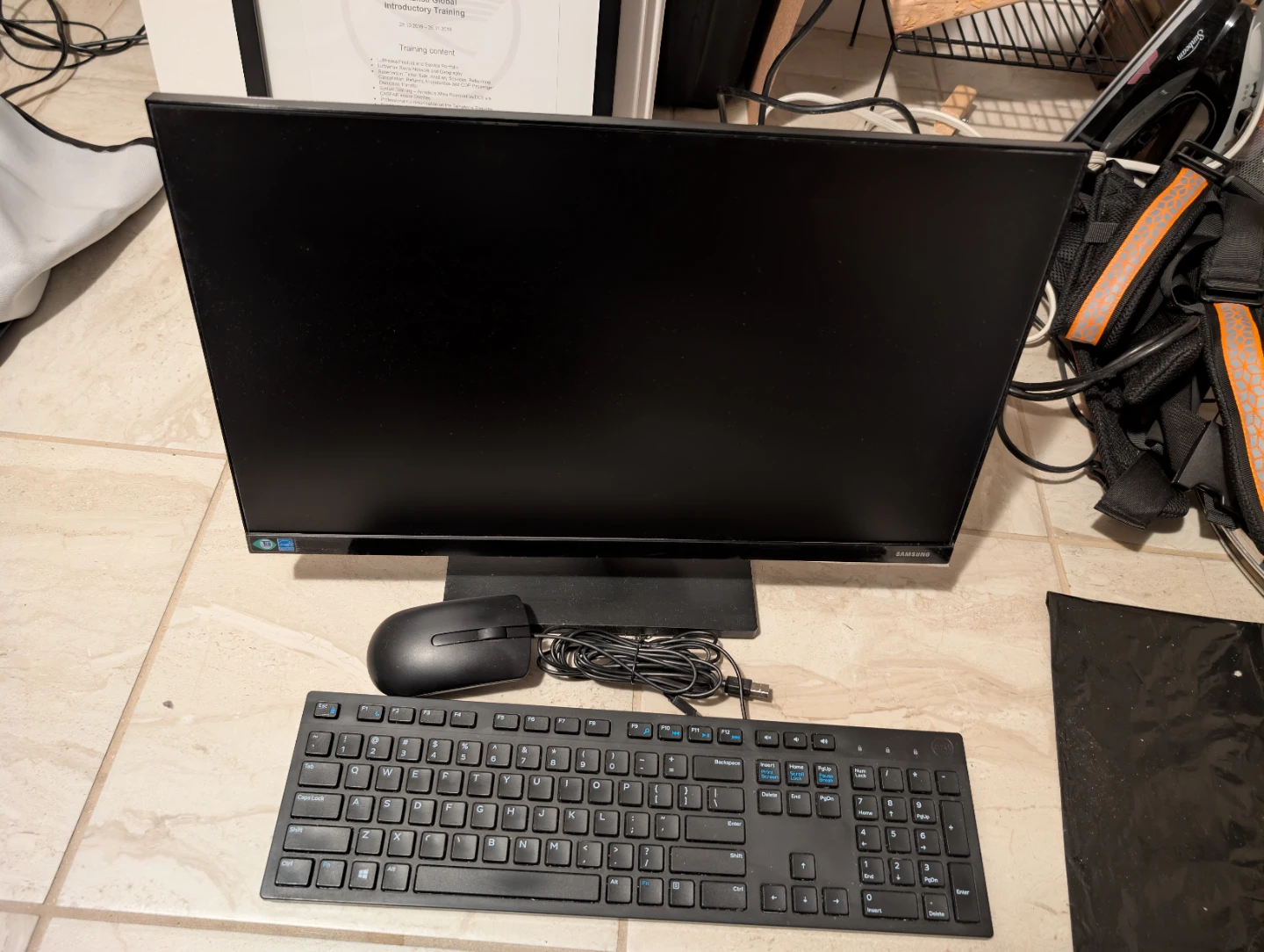 Samsung F22T45 Monitor & Dell Keyboard/Mouse
