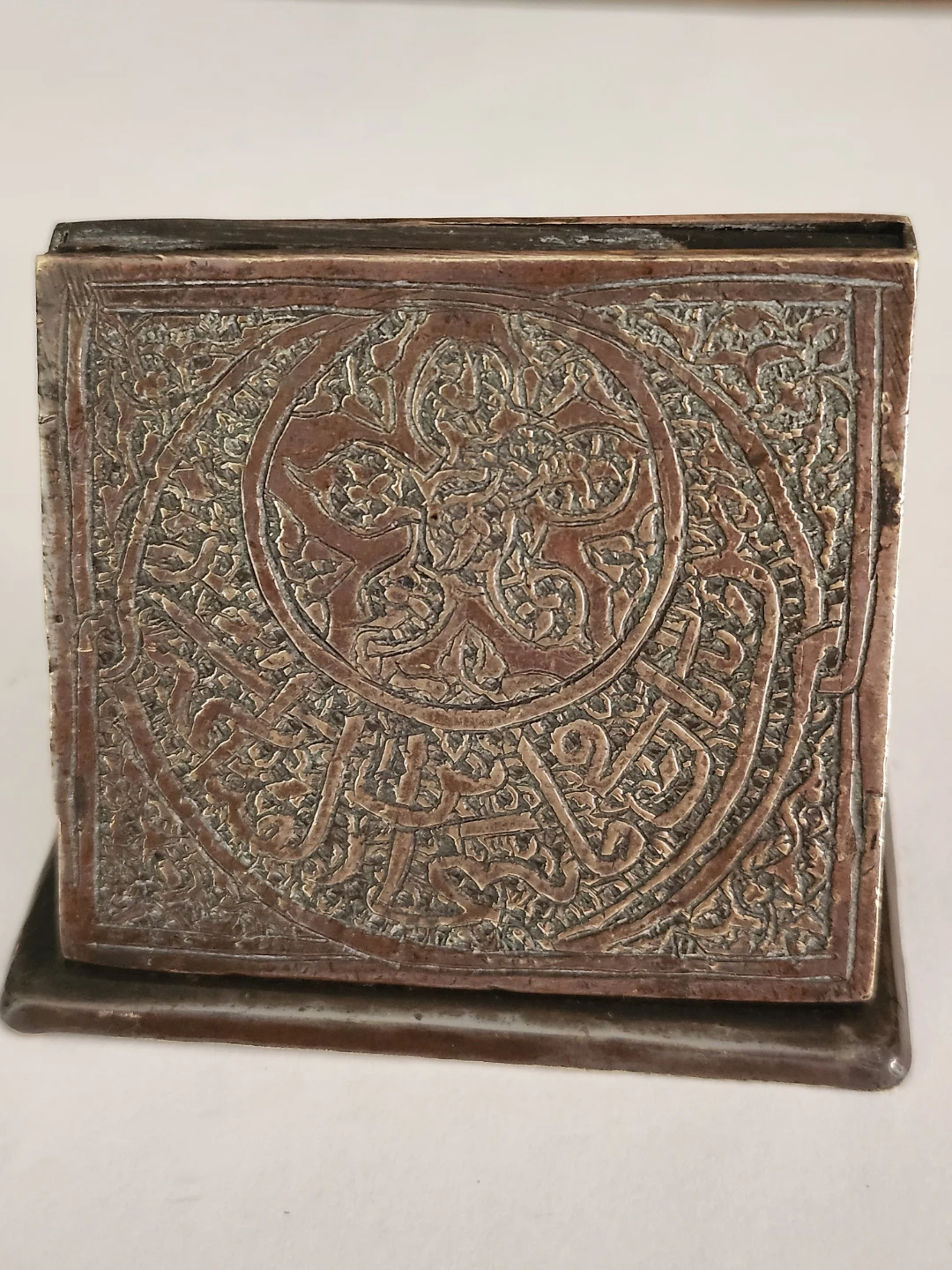 ANTIQUE PERSIAN CIGARETTE DISPENSER - photo 3