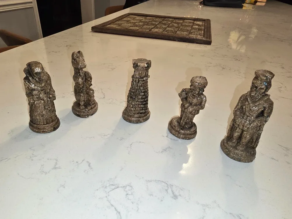 Mayan Aztec Chess Set hand carved. image indicator(3)