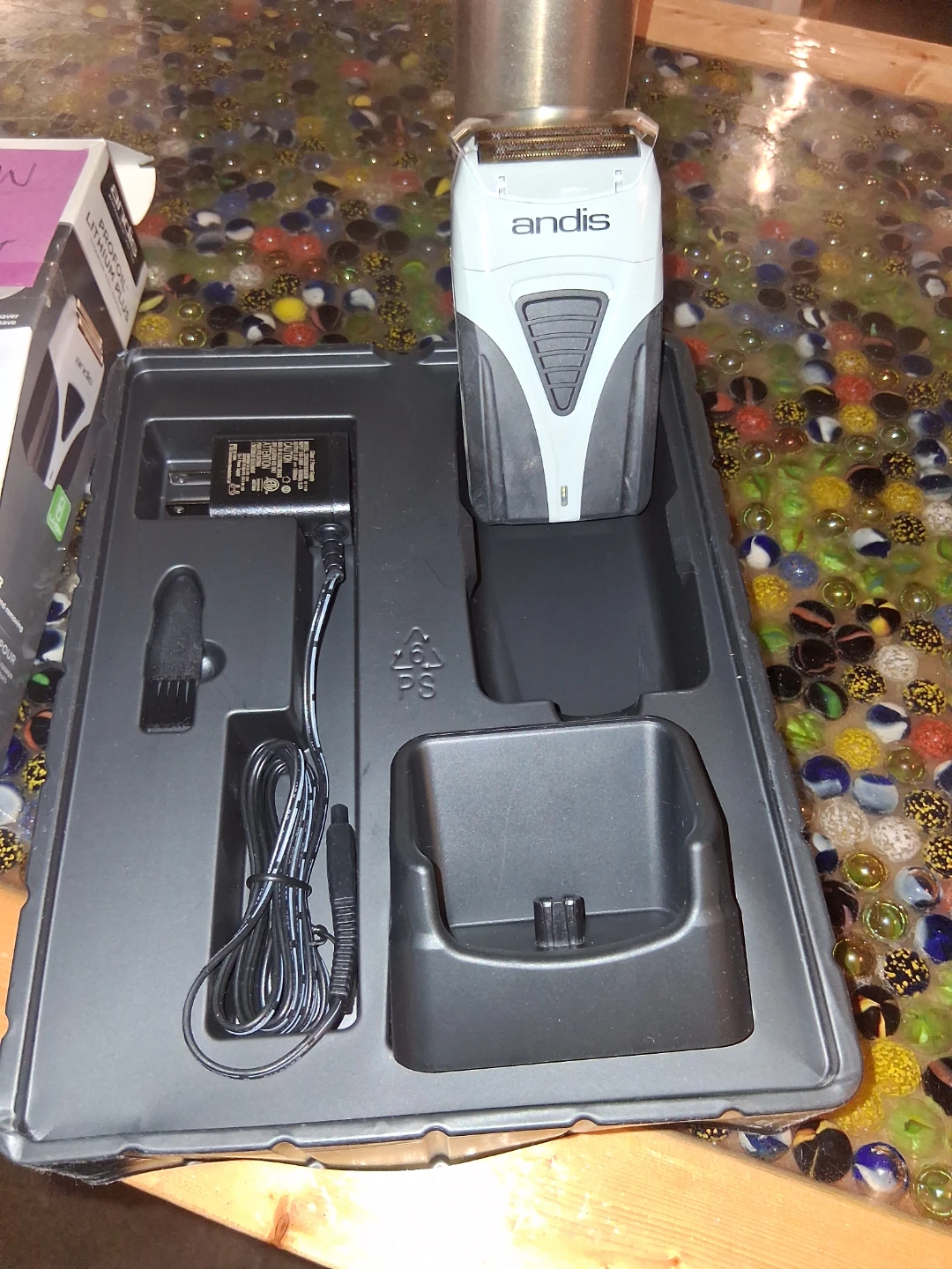 Andis ProFoil Lithium Plus Titanium Foil Shaver - photo 3