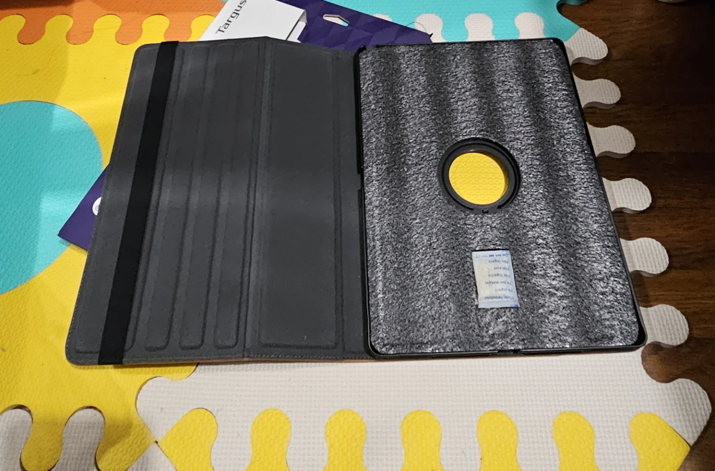 Targus Versavu iPad Pro Rotating Case #Gifting - photo 2