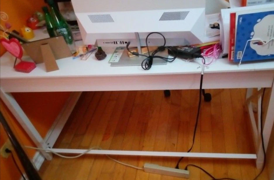 White Wooden Desk - photo 3