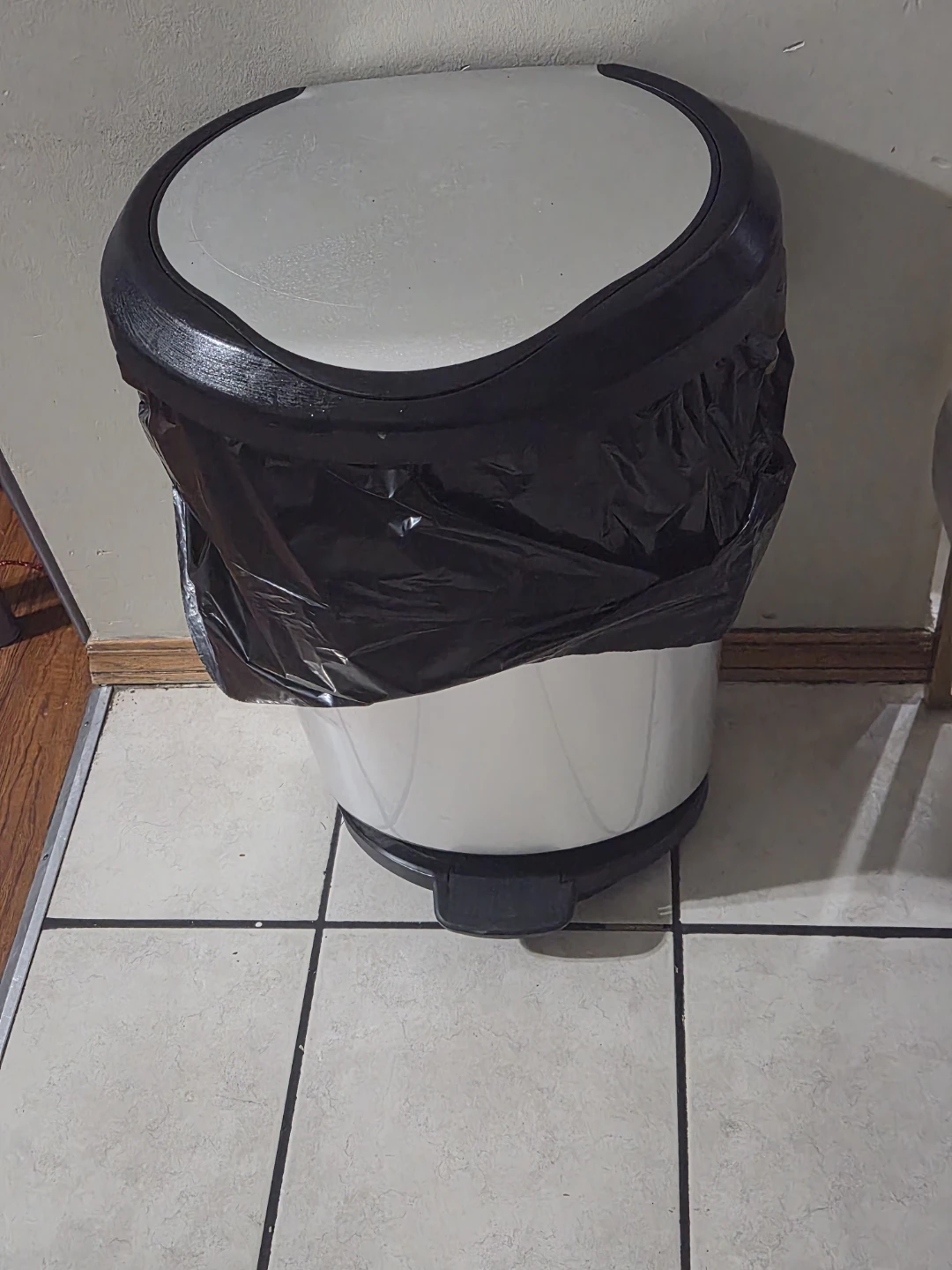 Foot Pedal Trash Can
