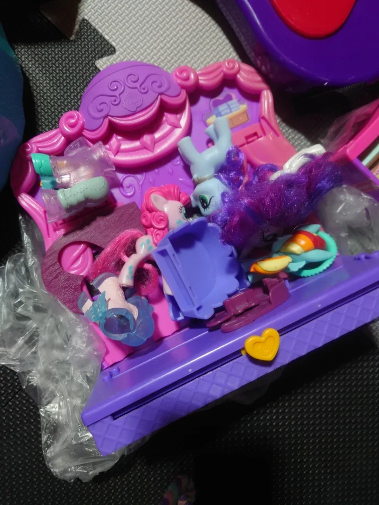 Num Noms Playset Bundle image indicator(4)