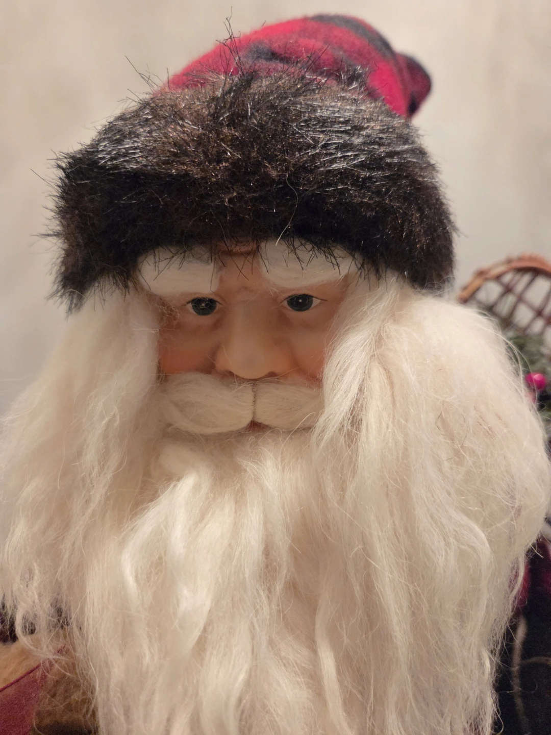 Santa Claus Figurine with Teddy Bear - photo 2