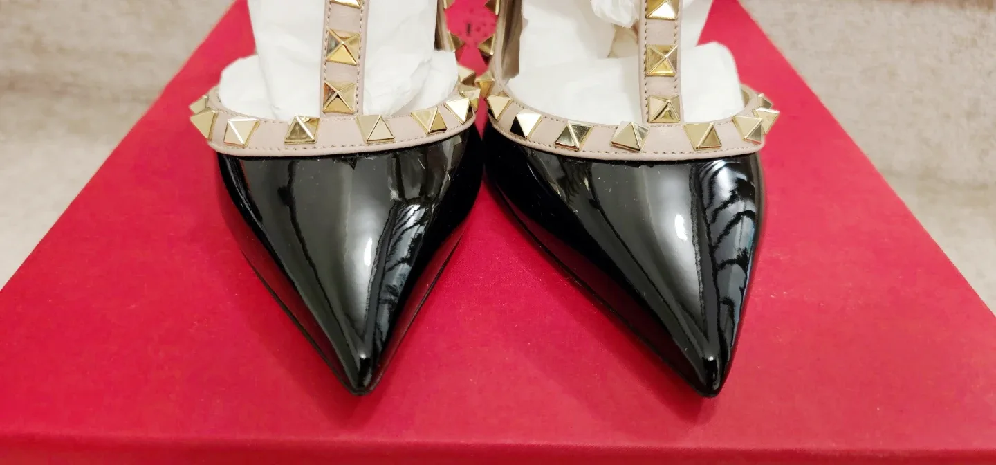 Valentino Rockstud 10cm heels. Size 35.5 image indicator(4)