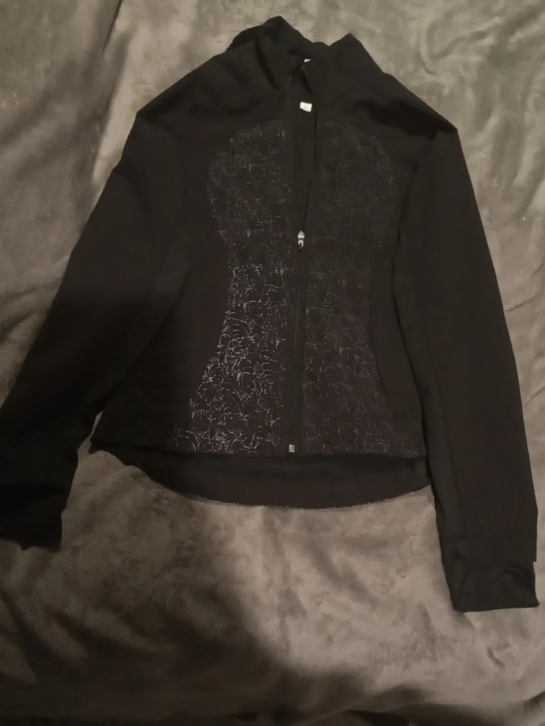 Lululemon Athletica Black Jacket - Size 4 image indicator(4)