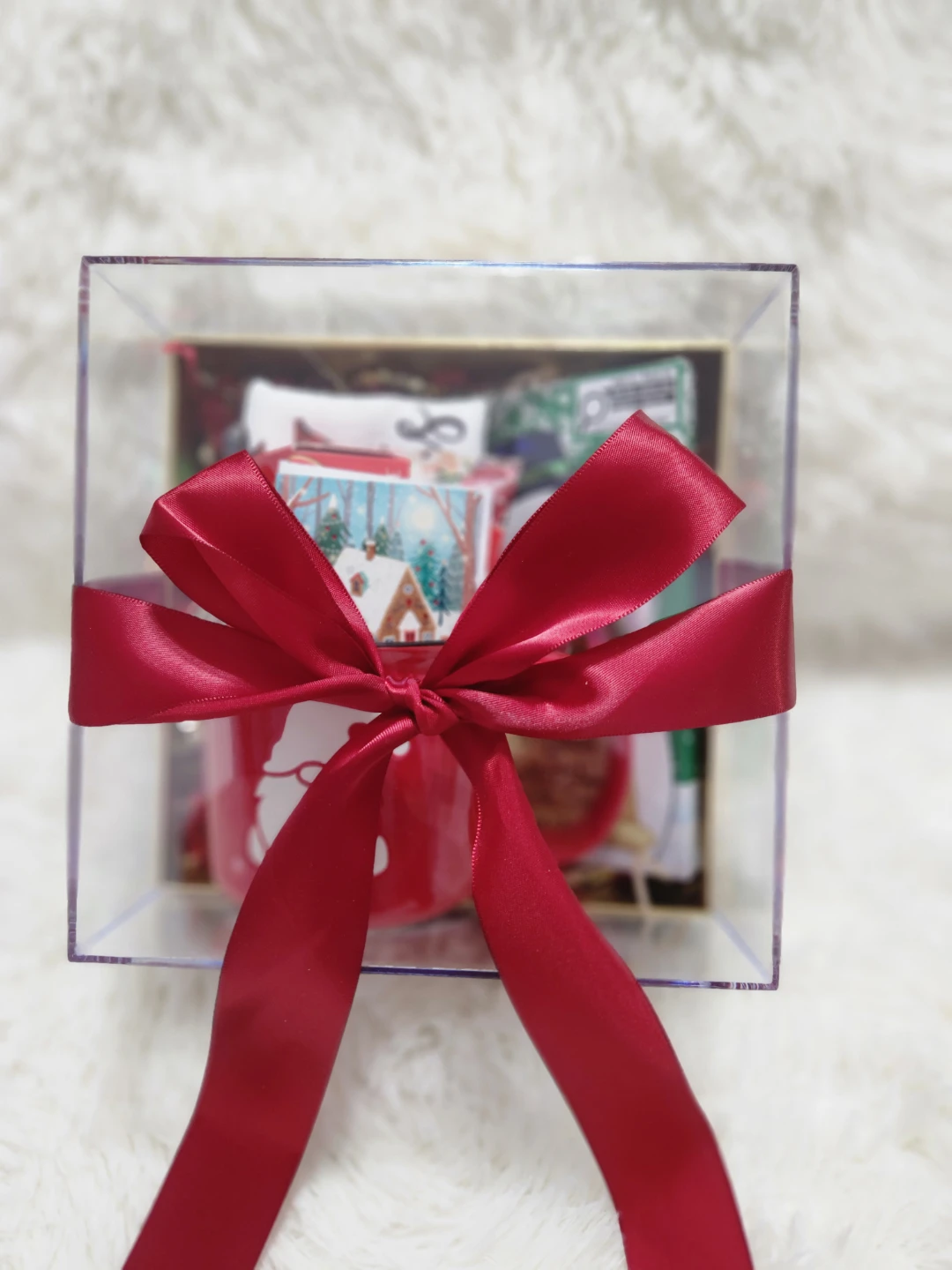 Christmas Gift Box with Mug, Glass & Treats - photo 4
