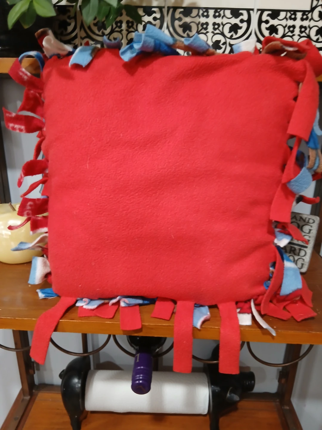 Handmade Christmas Quilt & Pillow Set - photo 4
