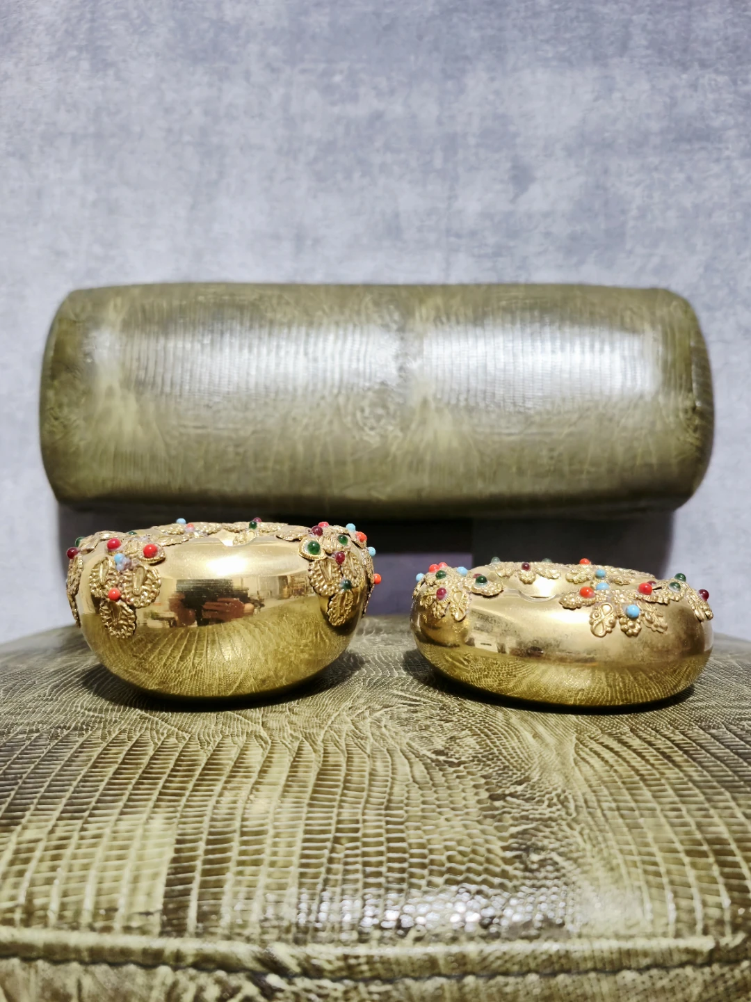 Gemmed Brass Decorative Ashtrays :) - photo 2