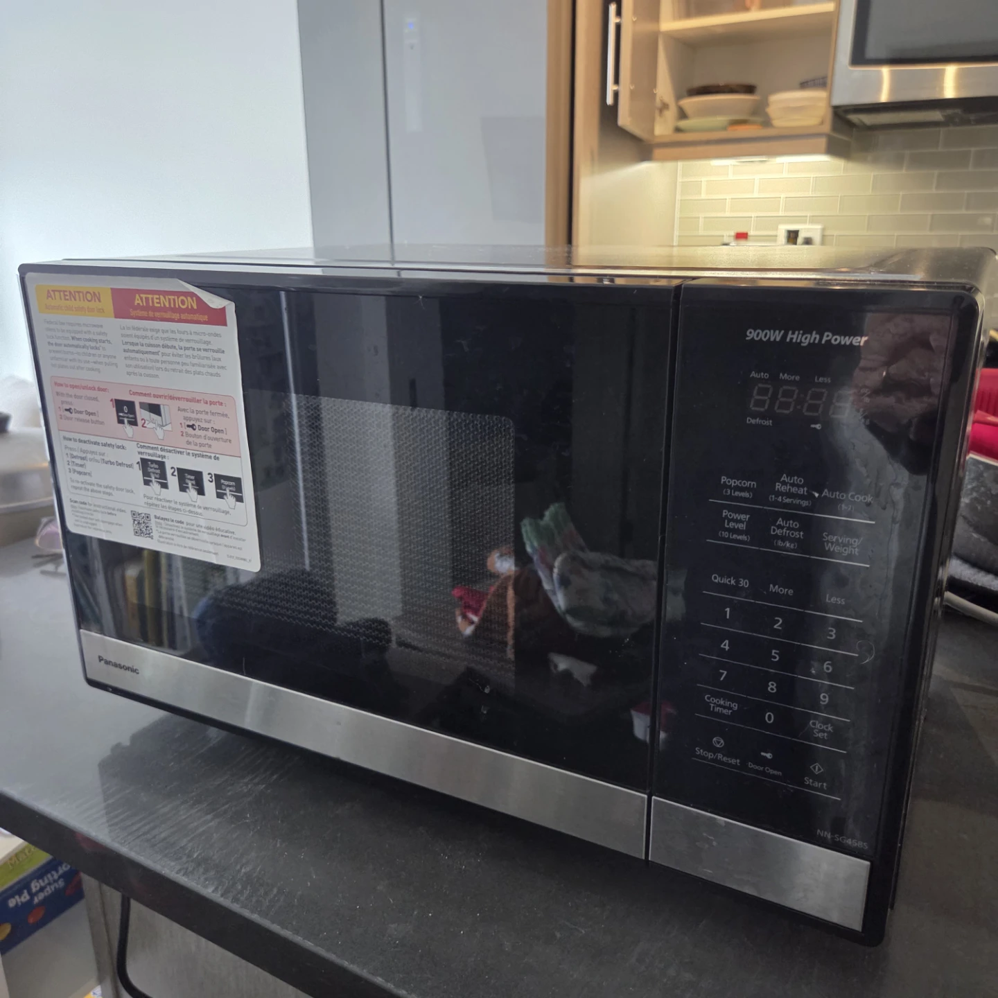 Panasonic NN-SG458S Microwave Oven - 900W - photo 2