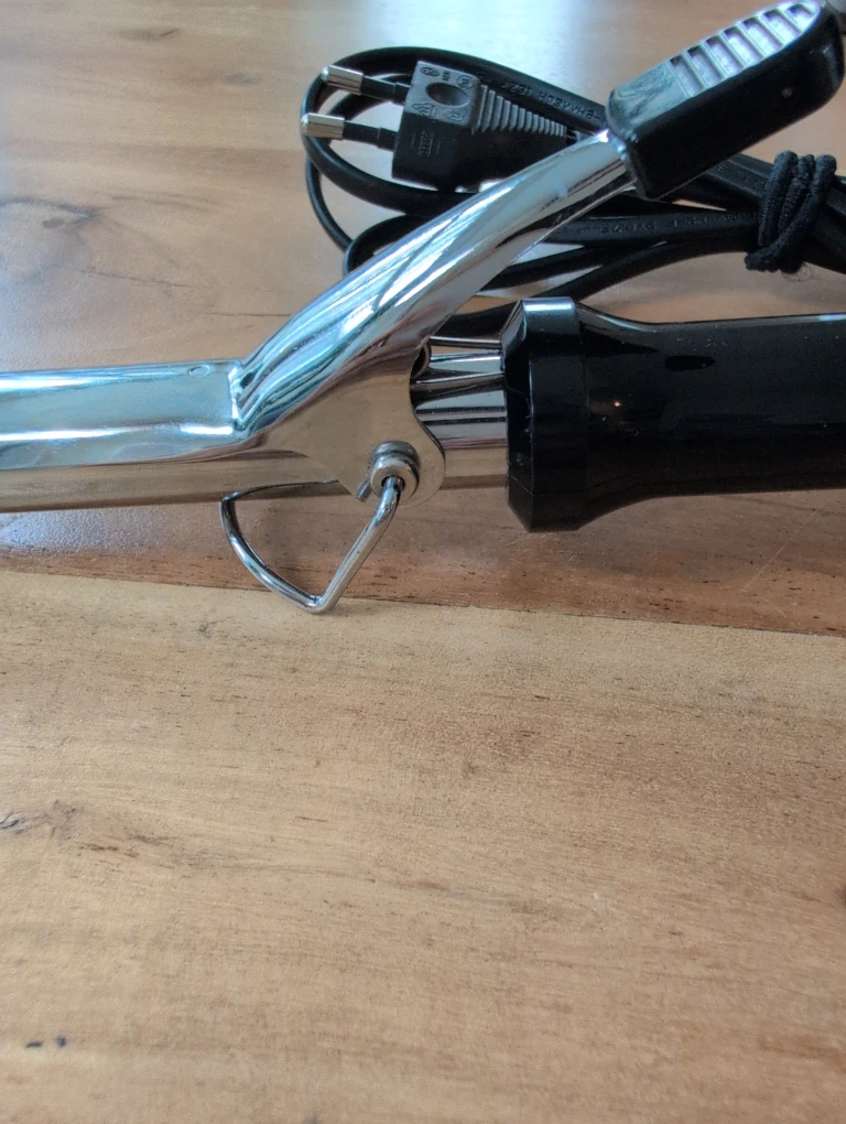 Curling Iron - #cleanout - photo 3