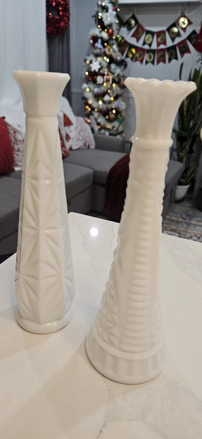 Vintage Milk Glass Vases - Set of 2 - photo 3