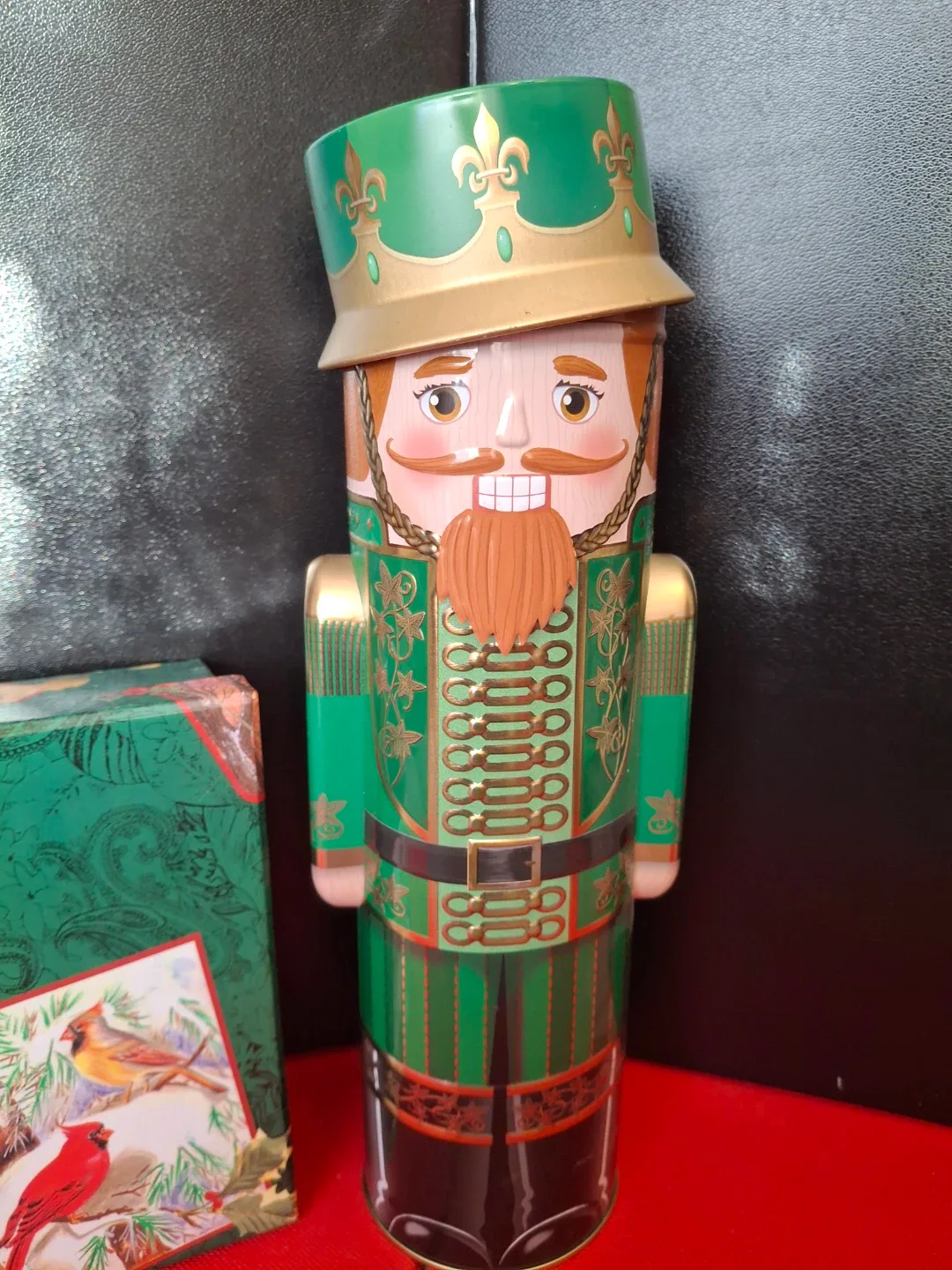 Nutcracker Tin  Box image indicator(4)