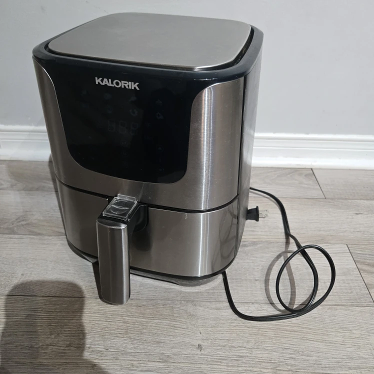 Kalorik Air Fryer - Like New!