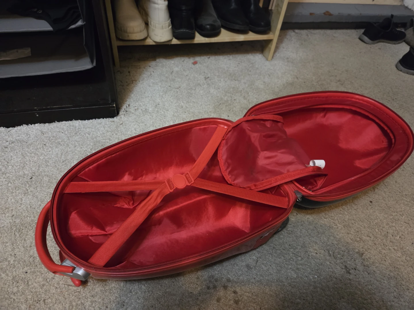 Red Lightning McQueen Rolling Luggage - photo 4
