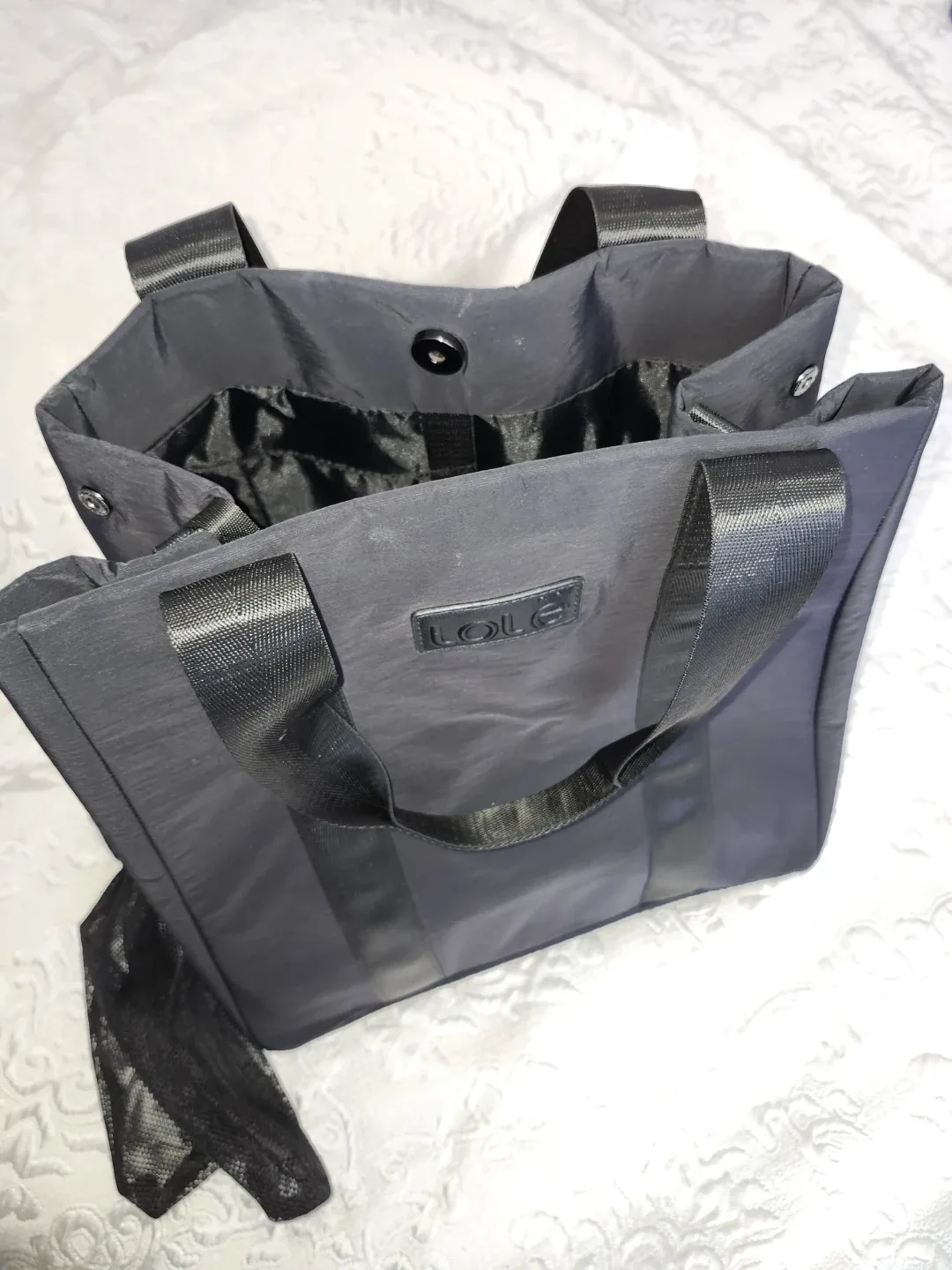 Lole Black Tote Bag image indicator(3)