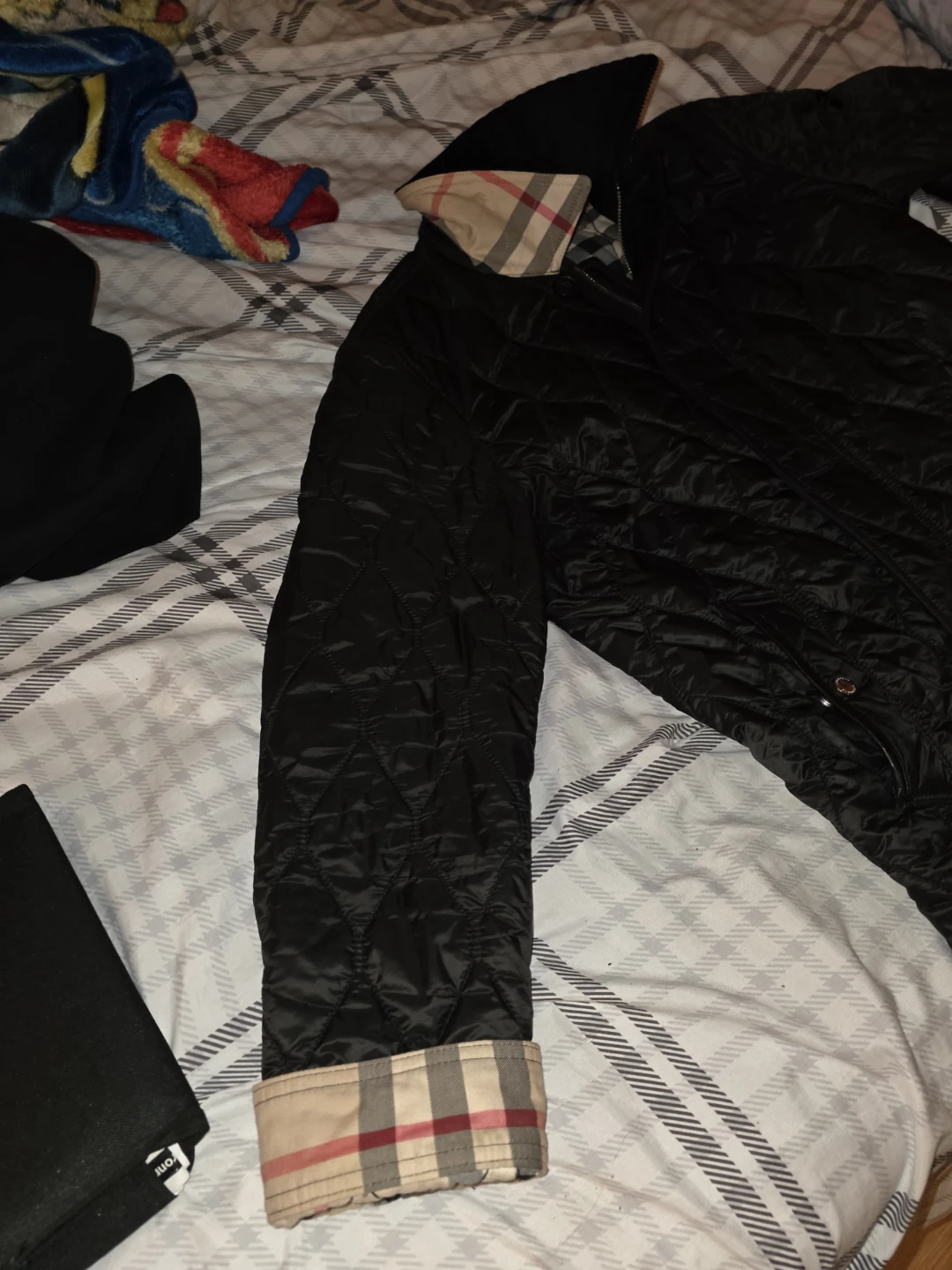 Burberry Black Quilted Jacket - Size M - photo 4