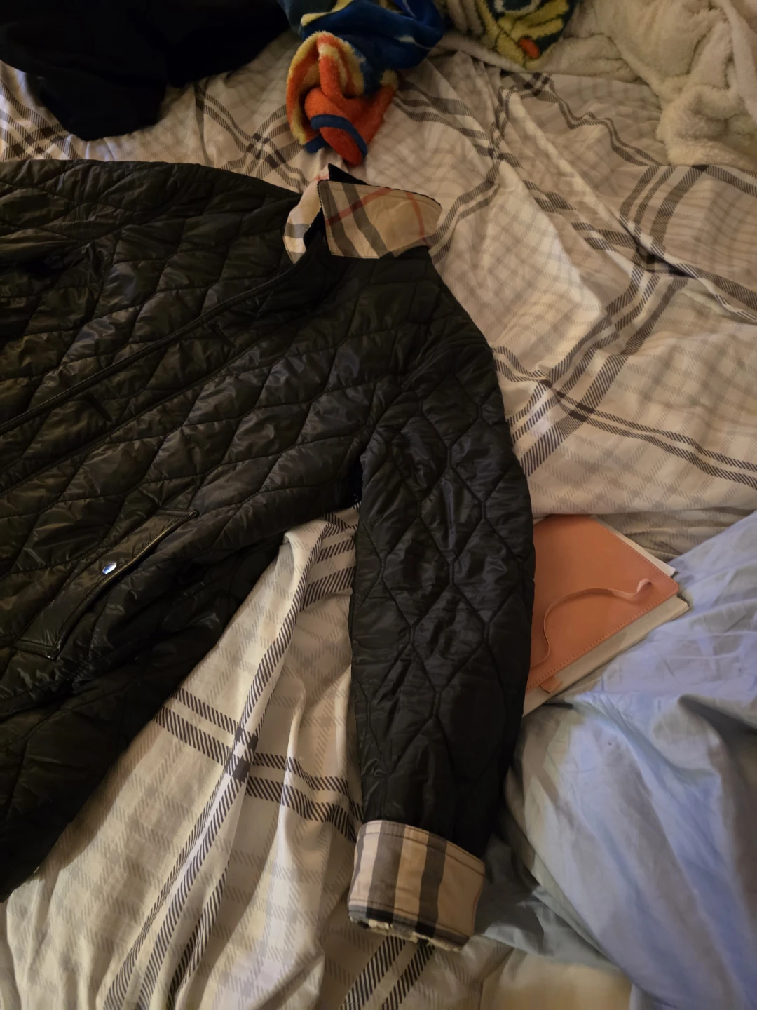 Burberry Black Quilted Jacket - Size M - photo 5