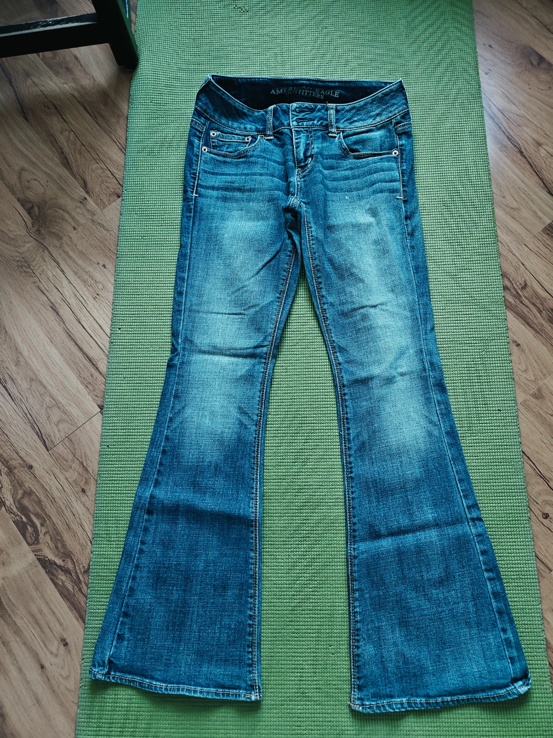 American Eagle Flare Jeans, size 0, rarely used