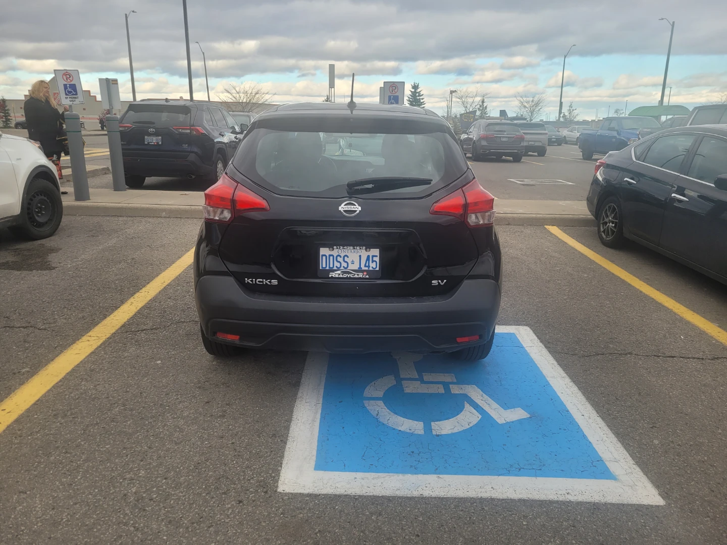 Nissan Kicks SV - Black - photo 3