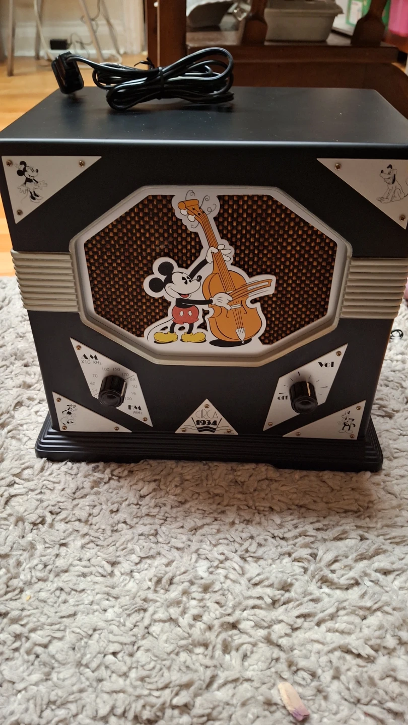 Mickey Mouse Nostalgic Radio - Mickey Unlimited - photo 3