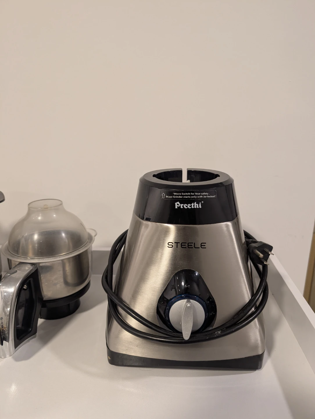 Preethi Steele Mixer Grinder