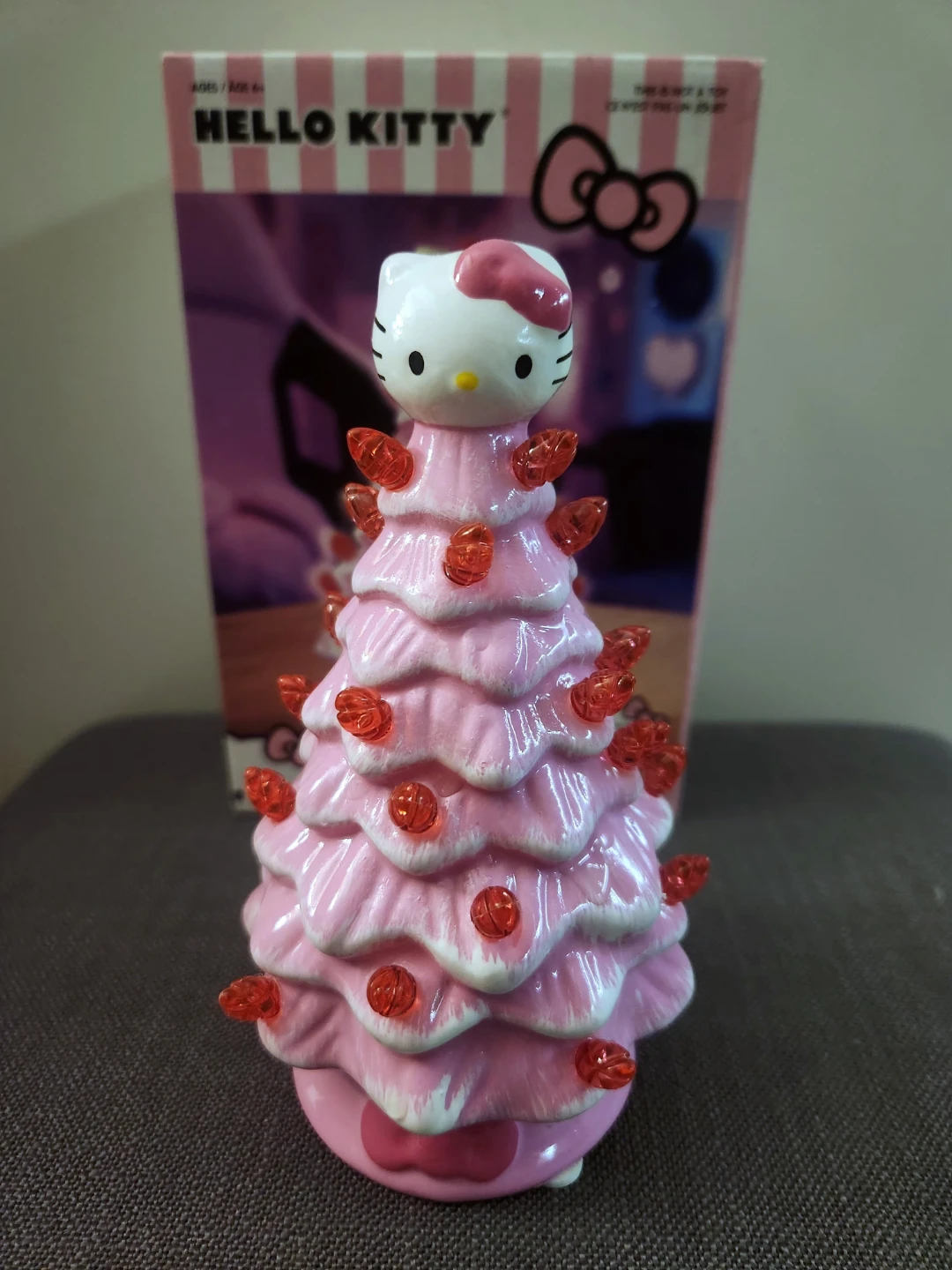 BRAND NEW Hello Kitty items - perfect holiday gifts! - photo 2
