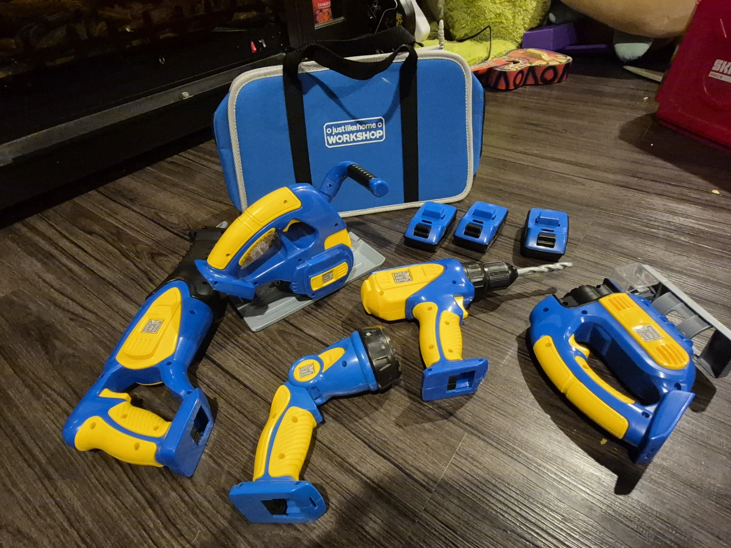 Just Like Home Workshop Tool Set