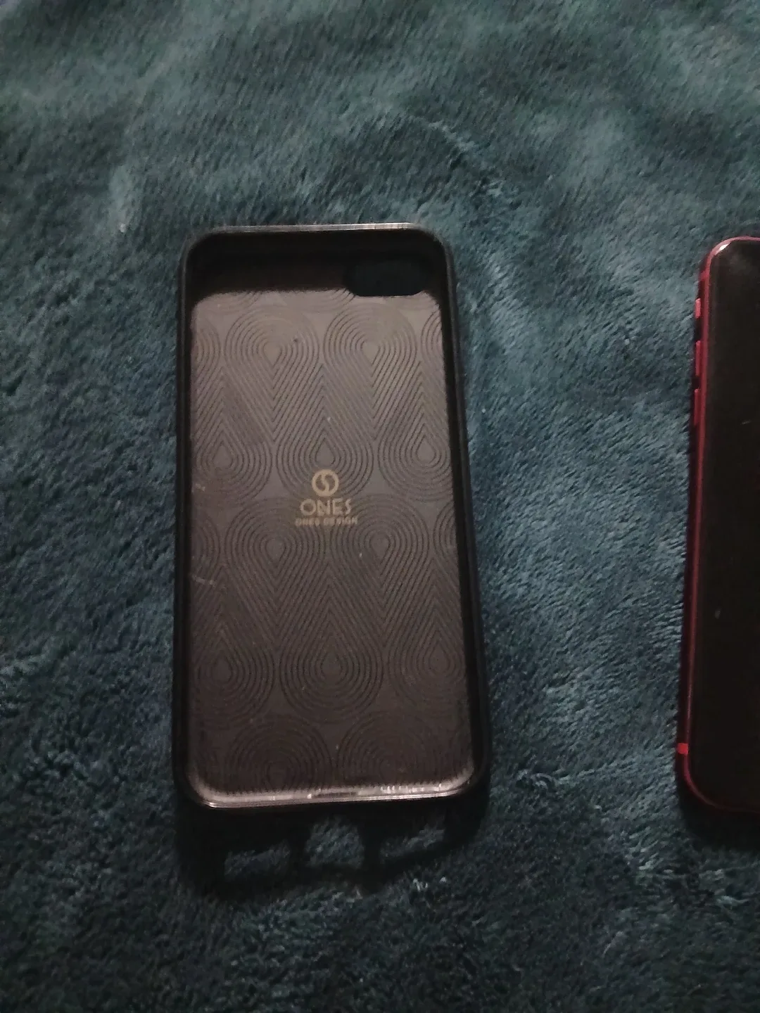 Iphone se 2nd gen - Red image indicator(4)