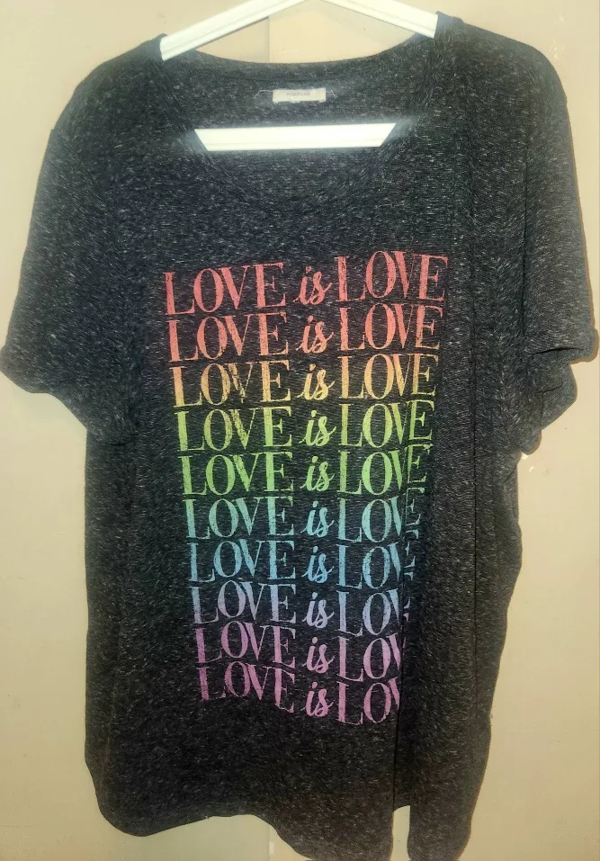 maurices Love is Love Tee - Size Unknown
