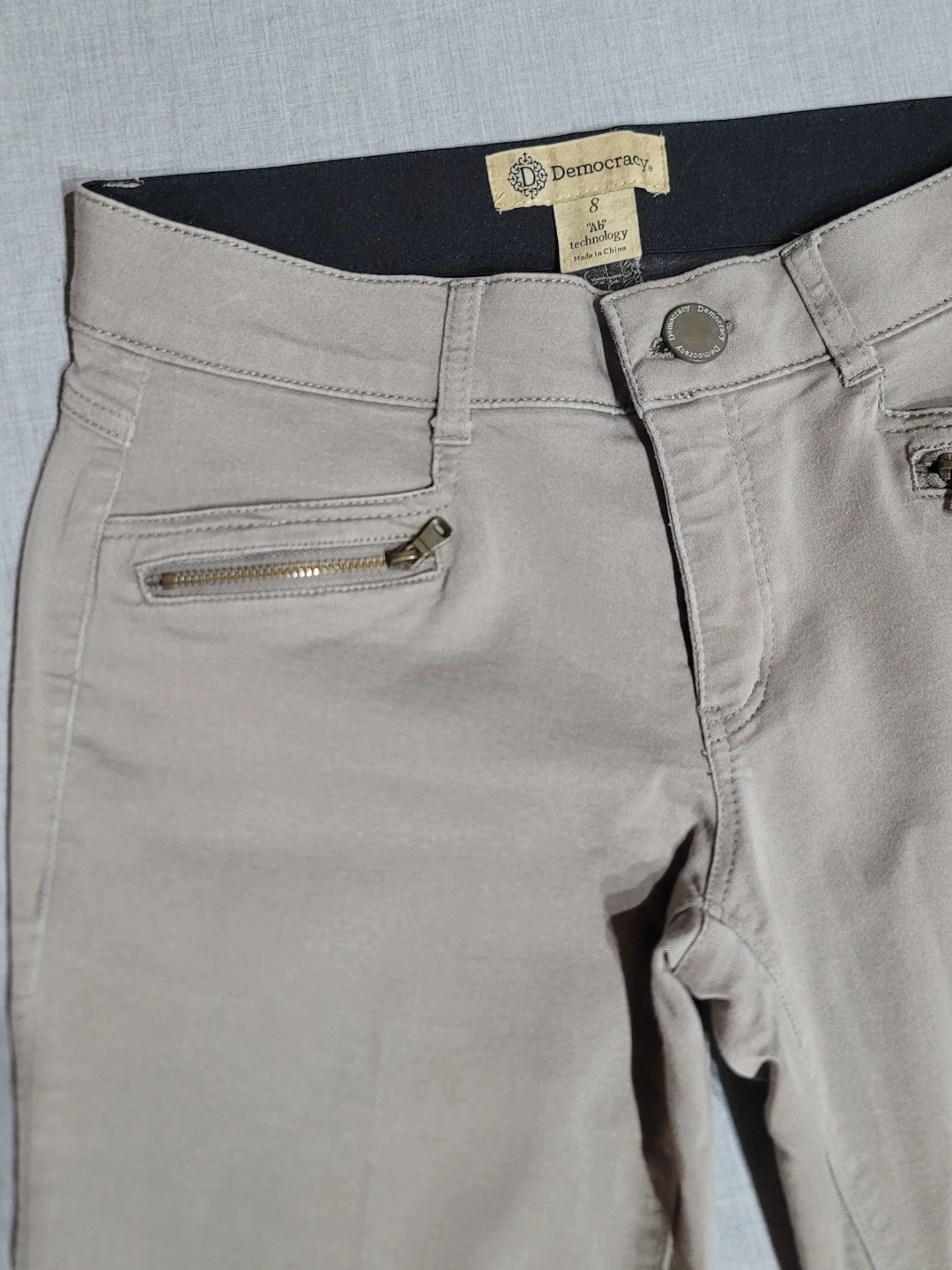 Democracy Women's Khaki Pants chinos ab tech- Size 8 - photo 2