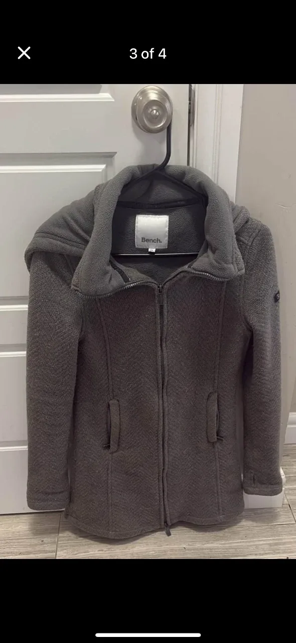 Bench. Grey Hooded Jacket image indicator(3)