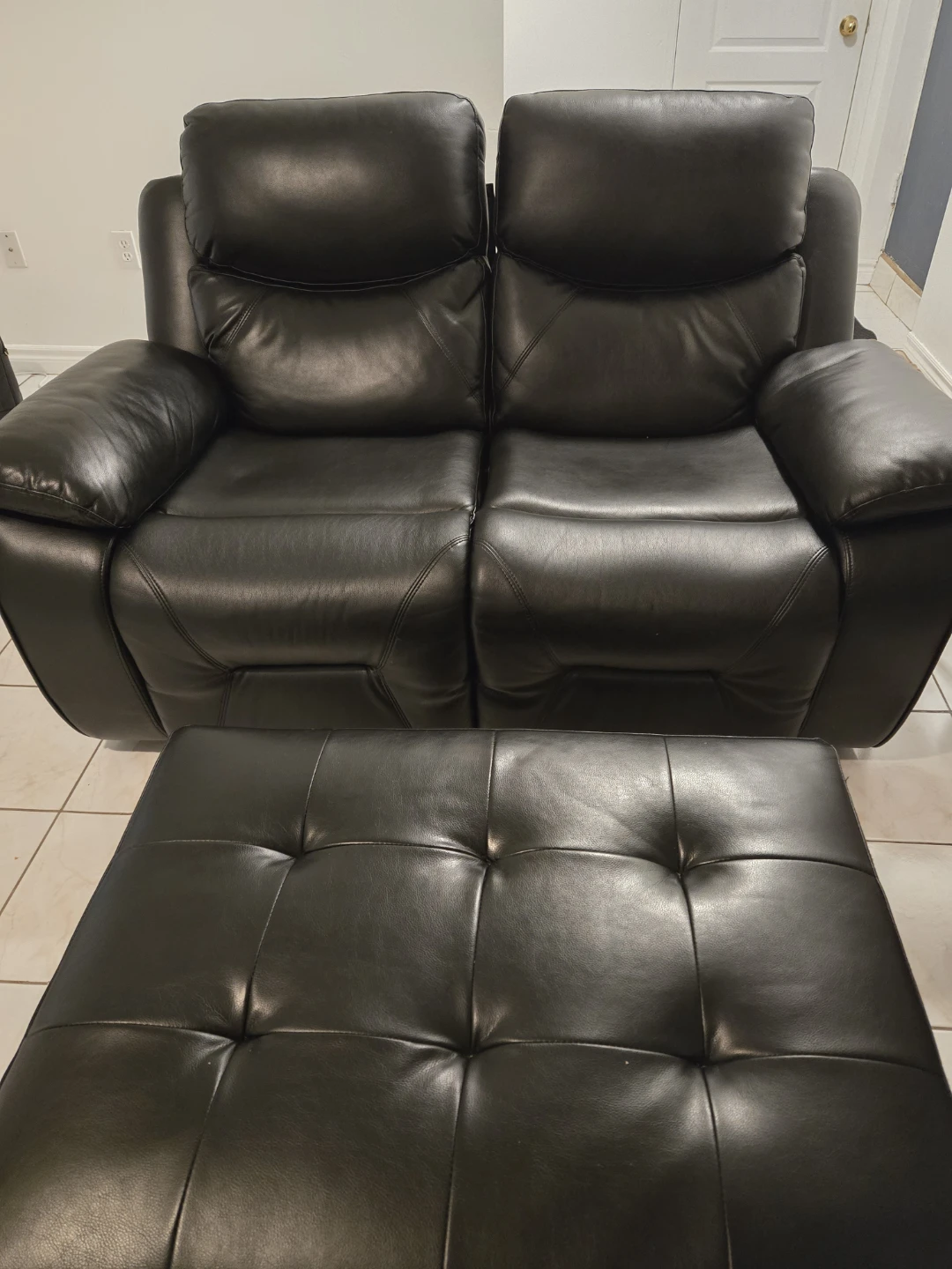 Black Leather Loveseat Recliner with Ottoman - photo 3