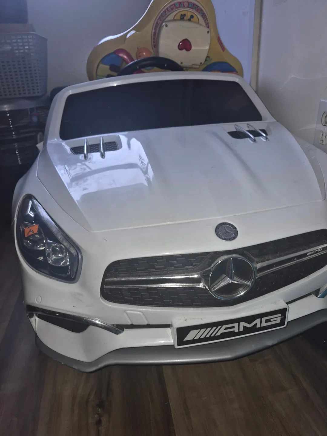 Mercedes-Benz AMG Kids Ride-On Car image indicator(2)