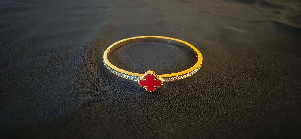 C. Design Bangle Bracelet - Red image indicator(2)