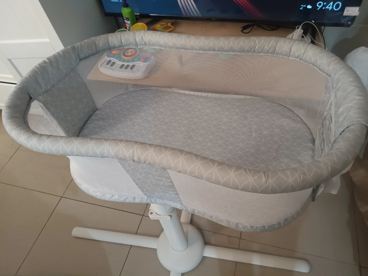 HALO BassiNest Swivel Sleeper