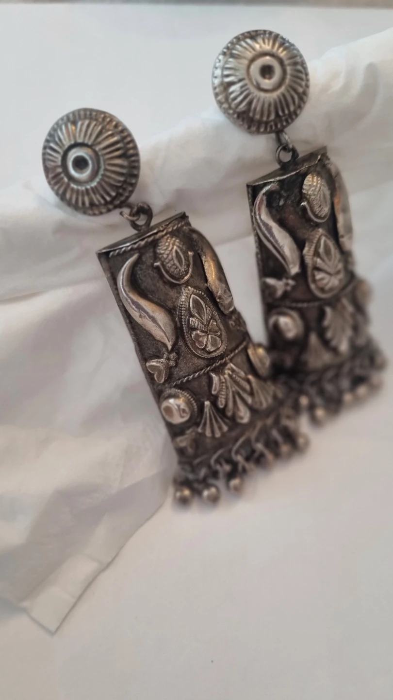 Vintage Dangle Earrings, collector - photo 2