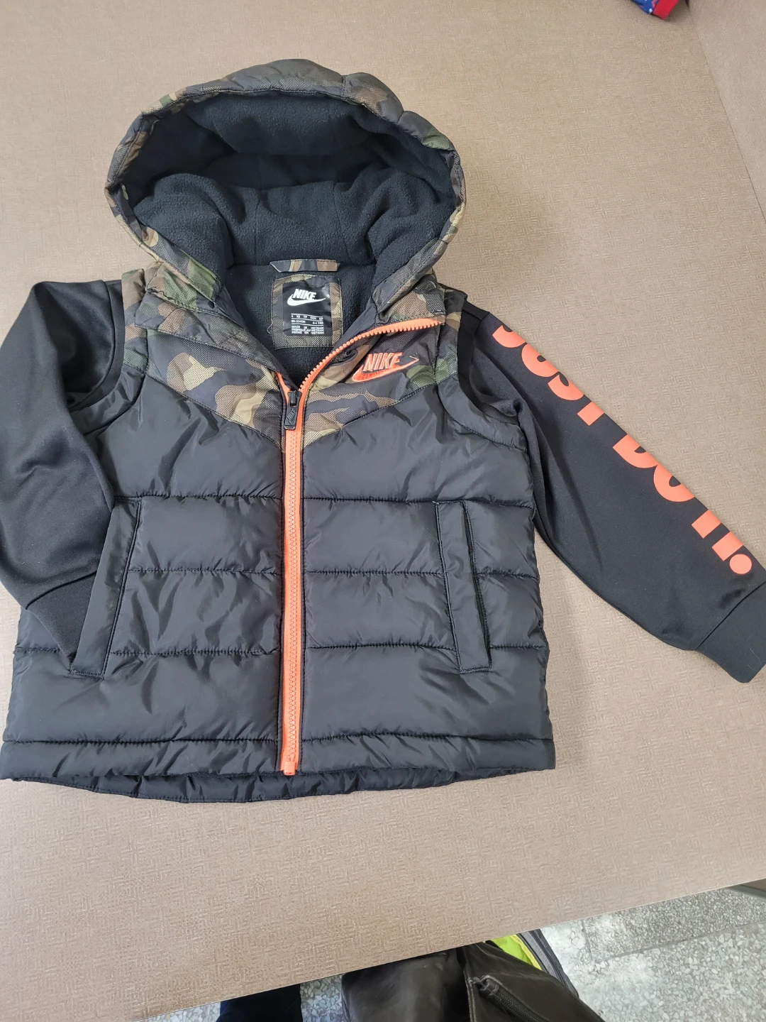 Nike XS Kids' Puffer Jacket