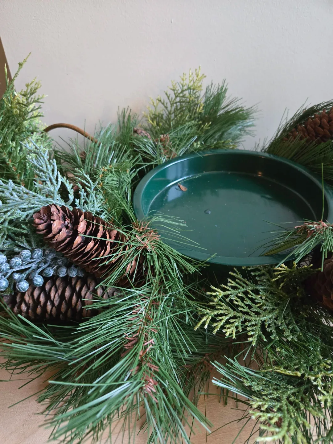 Christmas Centrepiece with Pinecones image indicator(3)
