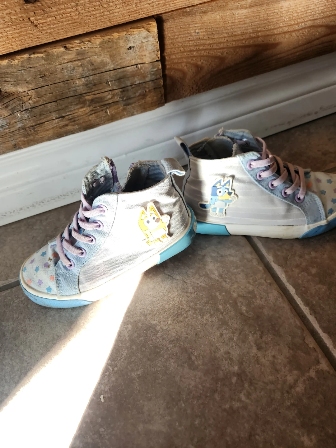 Bluey Kids' High-Top Sneakers, Size 11