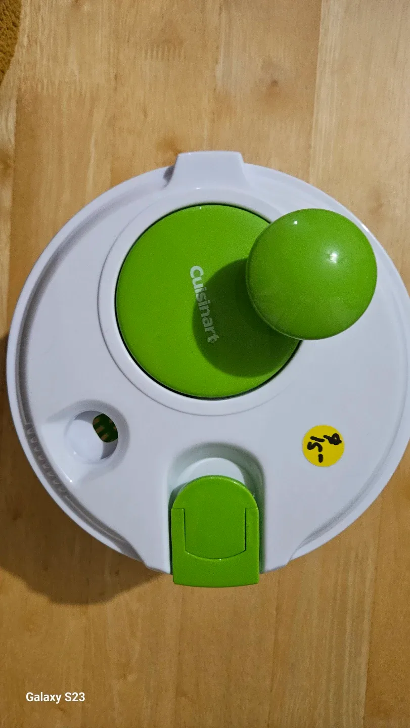 Cuisinart Salad Spinner - Green & White