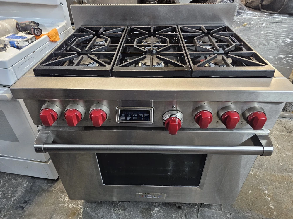 Wolf 36in Stainless steel gas stove